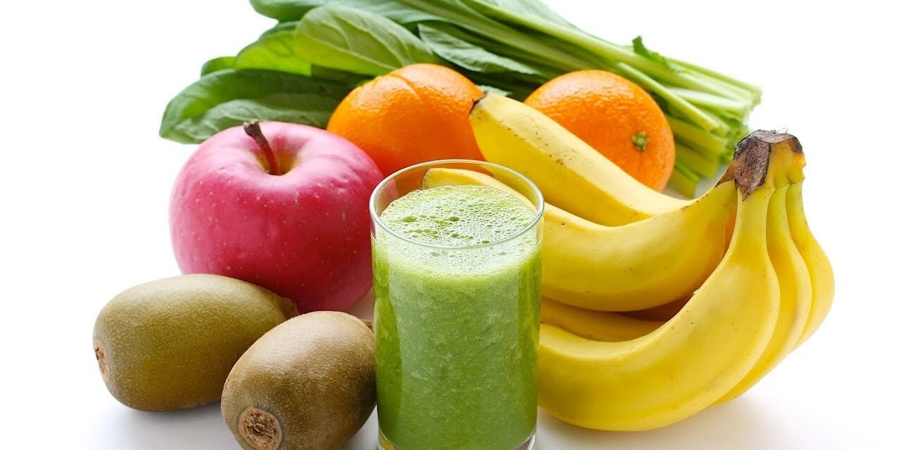 Ingredients in a Green Smoothie | Superfoods Guide