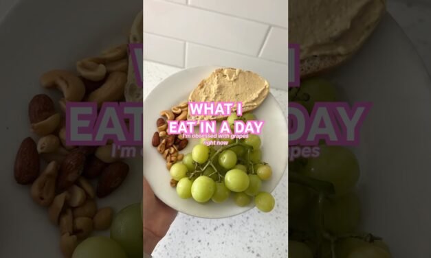WHAT I EAT IN A DAY AS AN ATHLETE #balance#ballerina#ballerinadiet#diet#vegan#dancer#fuel#food#day