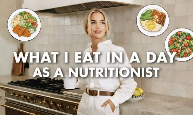WHAT I EAT IN A DAY AS A NUTRITIONIST
