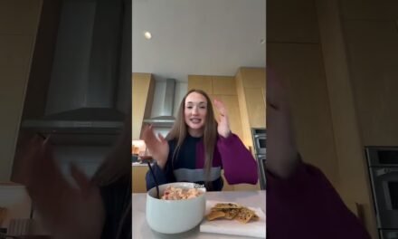 what I eat in a day to stay lean and build muscle + fuel for hyrox training with high protein me
