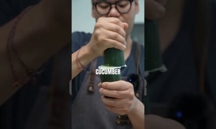 Has anyone tried this cucumber hack? #cucumber #cookinghacks